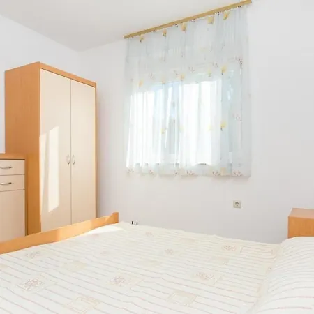 Appartamento Fuer 4 Personen Ca 45 Qm In Baska, Kvarner Bucht Krk - B59510